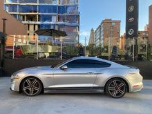 Cargar imagen en el visor de la galería, Ford Mustang GT Modelo 2020
