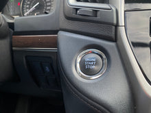 Cargar imagen en el visor de la galería, Toyota Land Cruiser 200 GX-R Modelo 2021
