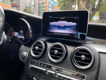 Cargar imagen en el visor de la galería, Mercedes-Benz GLC 250 4MATIC Coupé Modelo 2019
