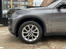 Cargar imagen en el visor de la galería, BMW X5 xDrive35I Modelo 2017
