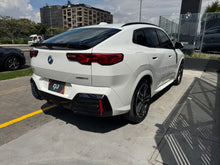 Cargar imagen en el visor de la galería, BMW iX2 XDrive30 M Modelo 2025
