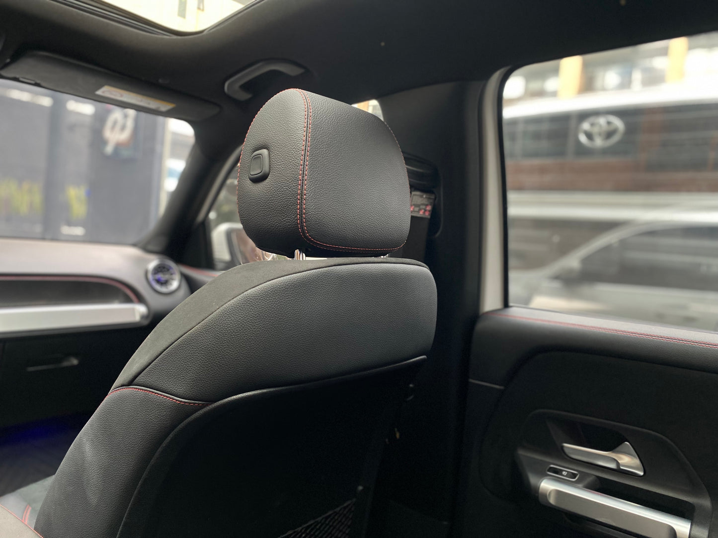 Mercedes-Benz GLB 200 Modelo 2023 - Autos 93