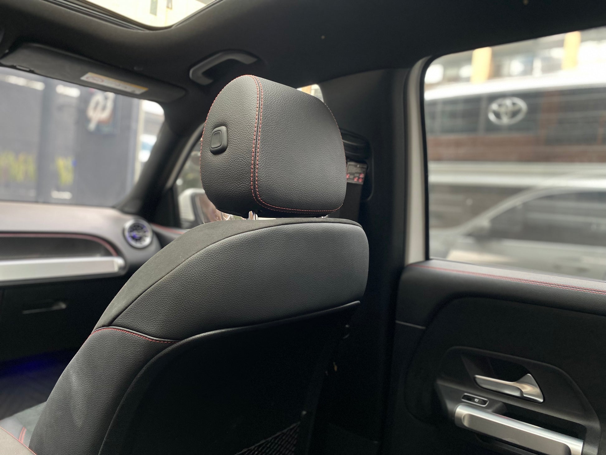 Mercedes-Benz GLB 200 Modelo 2023 - Autos 93