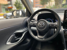 Cargar imagen en el visor de la galería, Toyota Yaris Cross XLS Híbrida Modelo 2023
