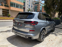 Cargar imagen en el visor de la galería, BMW X5 xDrive40I Modelo 2024
