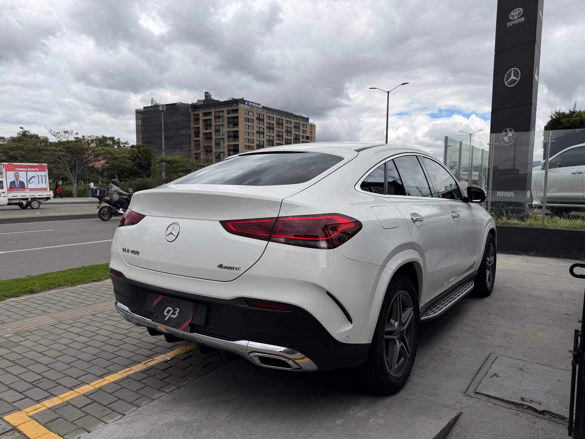 Mercedes Benz GLE 450 Coupé Modelo 2023 - Autos 93