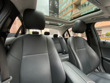 Cargar imagen en el visor de la galería, Mercedes-Benz C180 Modelo 2019
