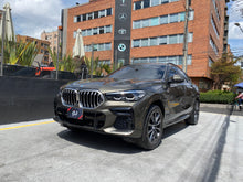 Cargar imagen en el visor de la galería, BMW X6 xDrive40I Paquete M Modelo 2023
