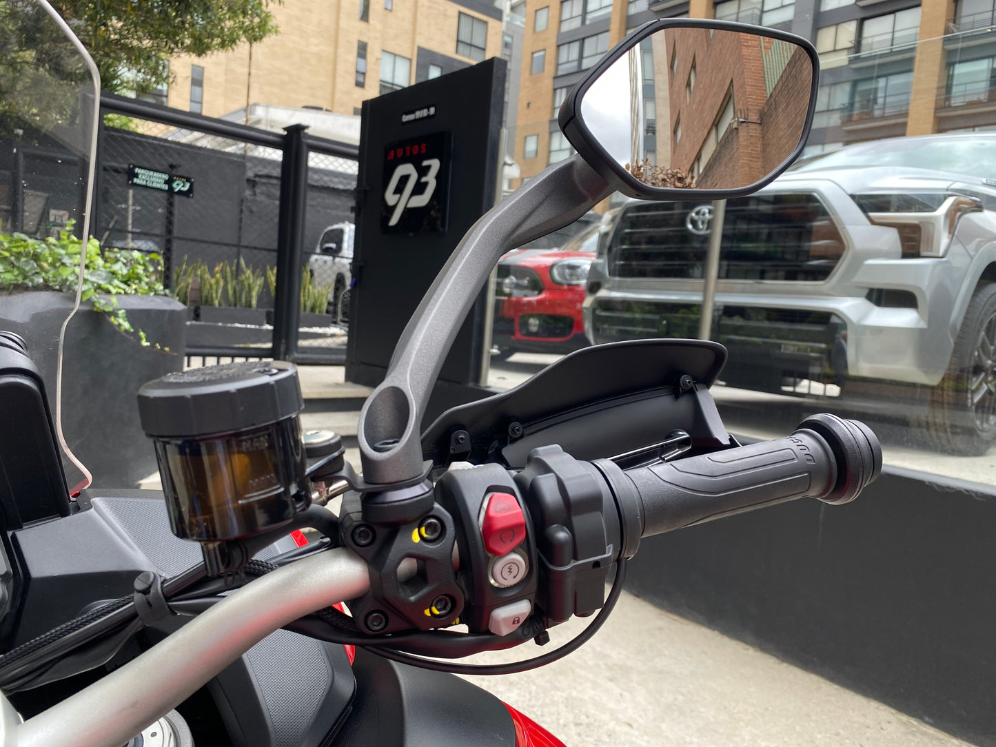 Ducati Multistrada V2 S Modelo 2024 - Autos 93