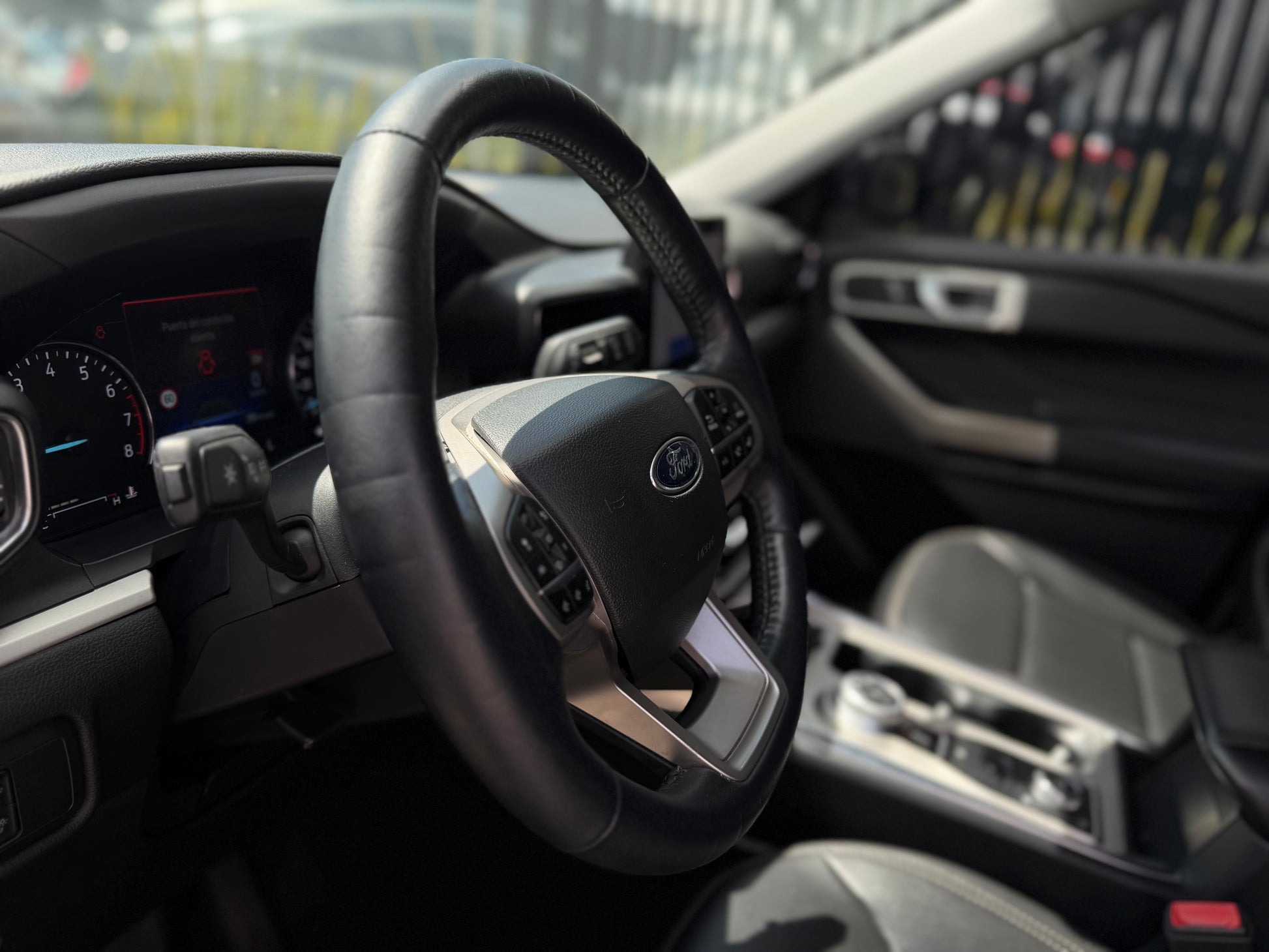 Ford Explorer XLT Modelo 2022 - Autos 93