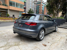 Cargar imagen en el visor de la galería, Audi A3 Sportback Modelo 2017
