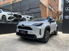 Cargar imagen en el visor de la galería, Toyota Yaris Cross XLS Híbrida Modelo 2023

