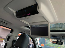 Cargar imagen en el visor de la galería, Toyota Land Cruiser Prado VXL Blindada Modelo 2018
