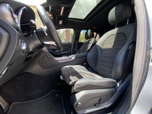 Cargar imagen en el visor de la galería, Mercedes-Benz GLC 300 4MATIC Modelo 2020
