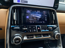 Cargar imagen en el visor de la galería, Lexus LX700H Modelo 2025
