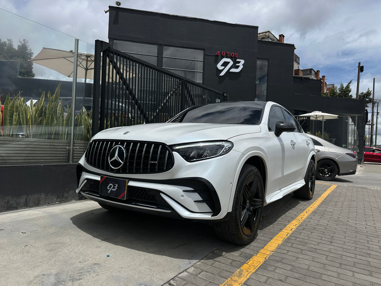 Mercedes-Benz GLC 300 4MATIC Modelo 2025
