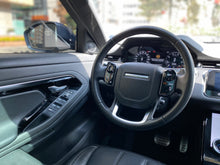 Cargar imagen en el visor de la galería, Land Rover Range Rover Evoque P250S Modelo 2020
