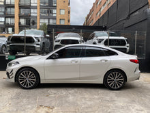 Cargar imagen en el visor de la galería, BMW 220I Gran Coupé Modelo 2021
