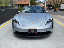 Cargar imagen en el visor de la galería, Porsche Taycan Modelo 2022
