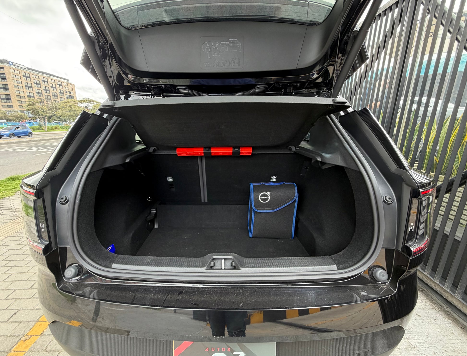 Volvo EX-30 Ultra Modelo 2024 - Autos 93
