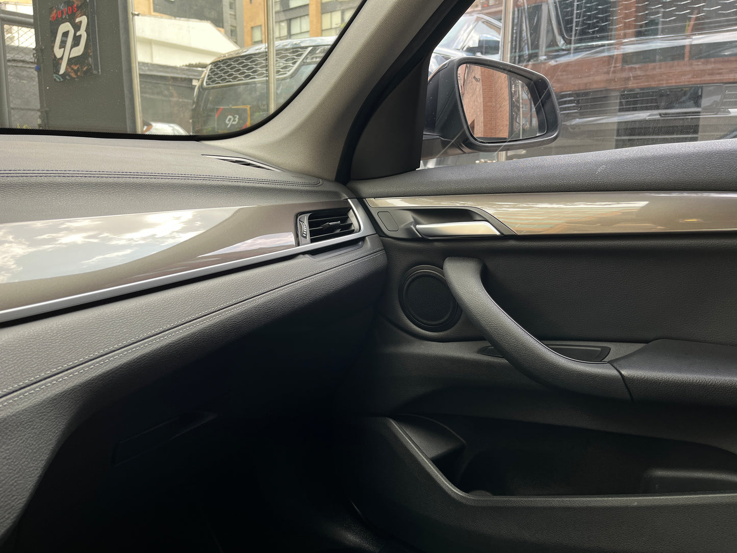 BMW X1 sDrive20i Modelo 2020 - Autos 93