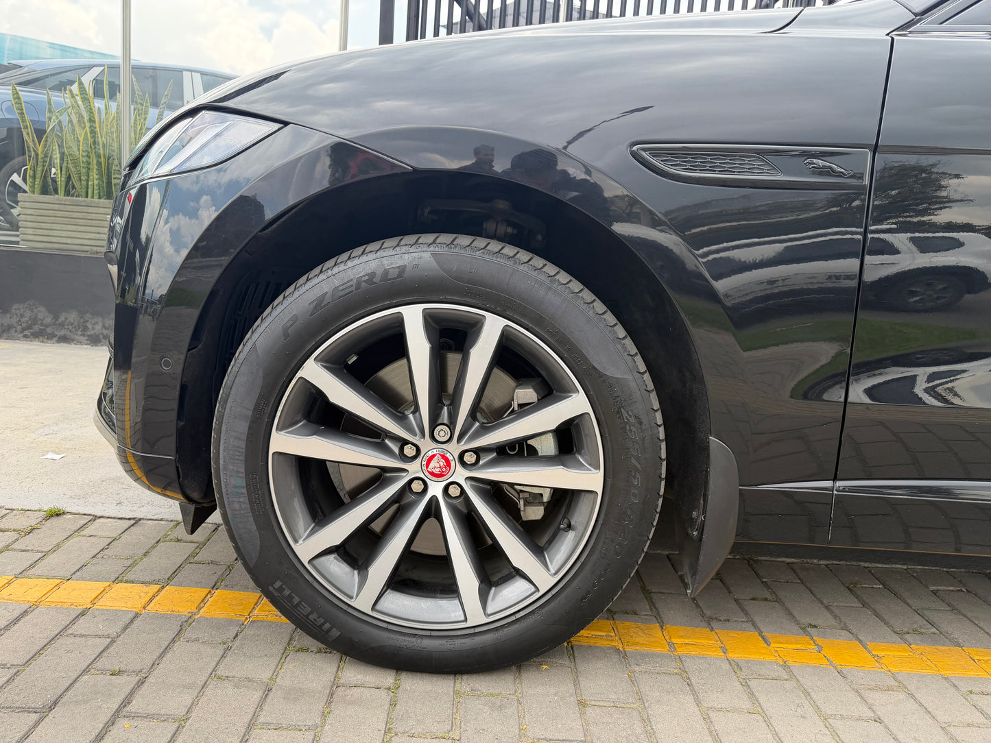 Jaguar F-Pace P400 MHEV Modelo 2021 - Autos 93