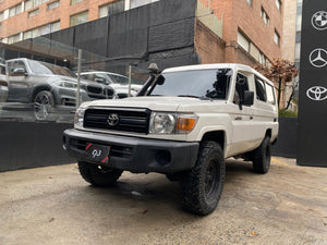 Toyota Land Cruiser Serie 70 Modelo 2016