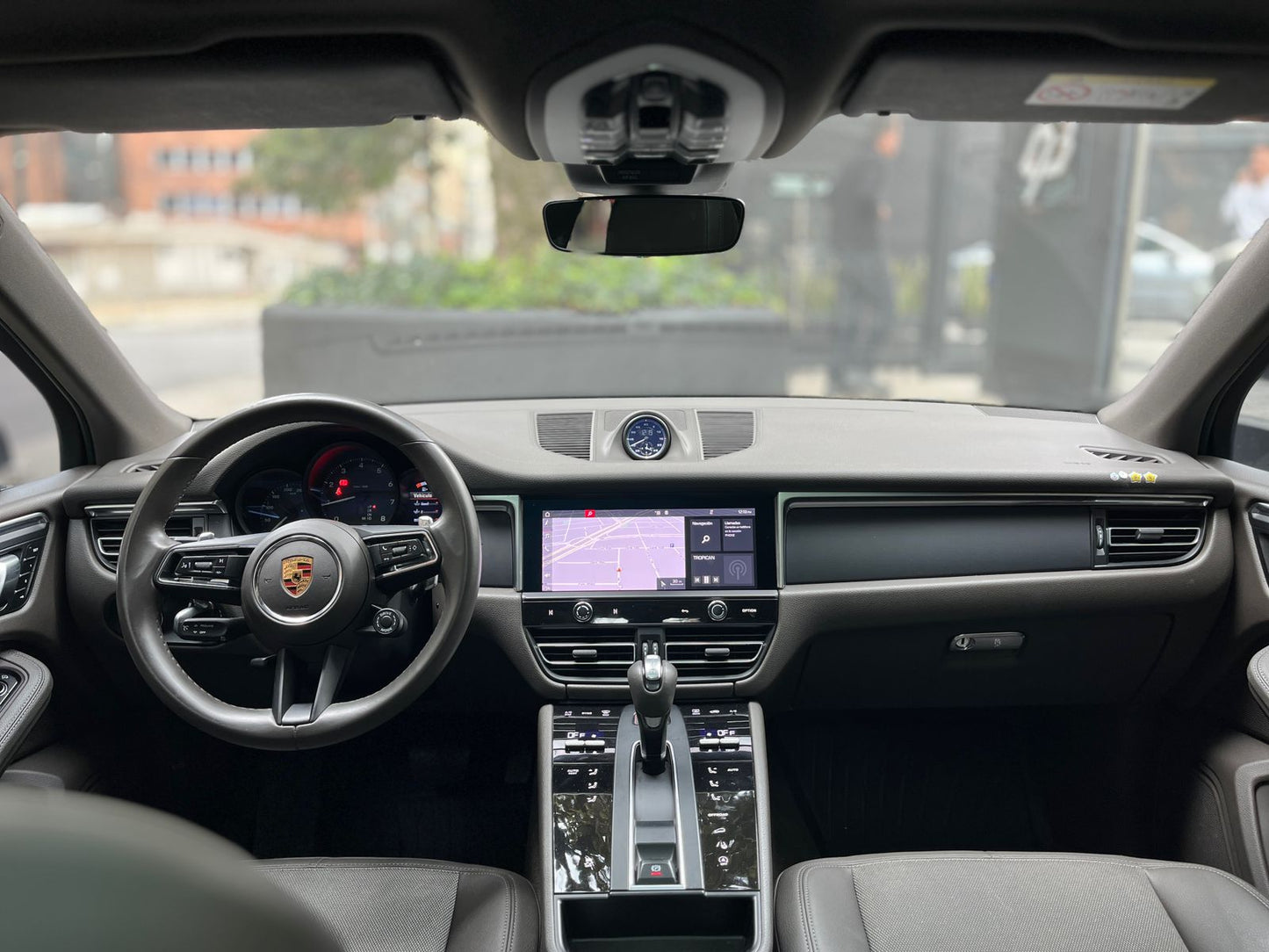 Porsche Macan Modelo 2023 - Autos 93
