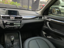 Cargar imagen en el visor de la galería, BMW X1 sDrive20I Modelo 2018
