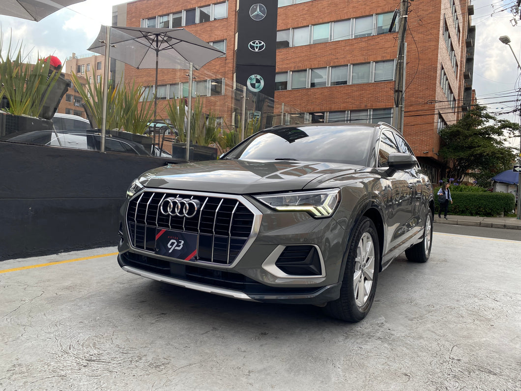 AUDI Q3 Ambition 35 TFSI Modelo 2020