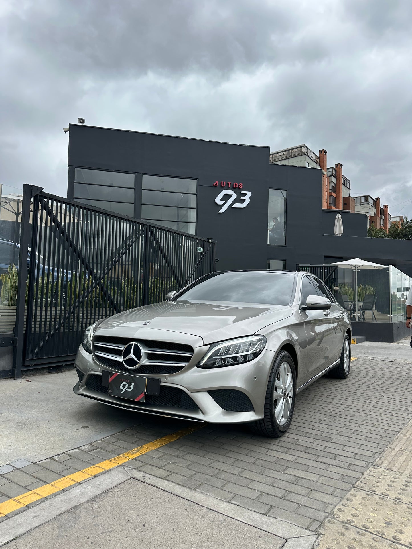 Mercedes-Benz C 200 Exclusive Modelo 2020