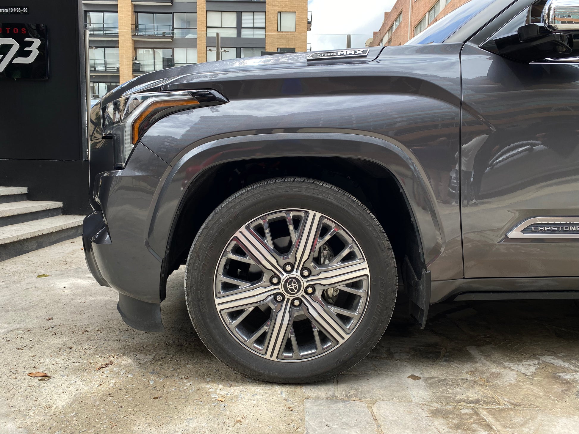 Toyota Sequoia Capstone Hibrida Modelo 2026 (IMPORTACIÓN) - Autos 93