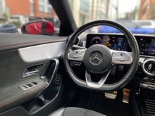 Cargar imagen en el visor de la galería, Mercedes-Benz CLA 180 Modelo 2020
