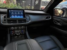 Cargar imagen en el visor de la galería, Chevrolet Tahoe Z71 Blindada Modelo 2023
