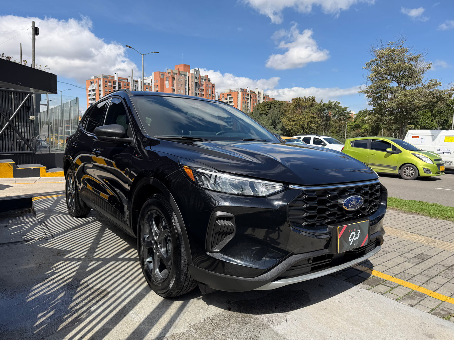 Ford Escape ST-Line Hybrid Modelo 2025 - Autos 93