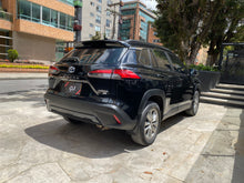 Cargar imagen en el visor de la galería, Toyota Corolla Cross XEI Híbrida Modelo 2022
