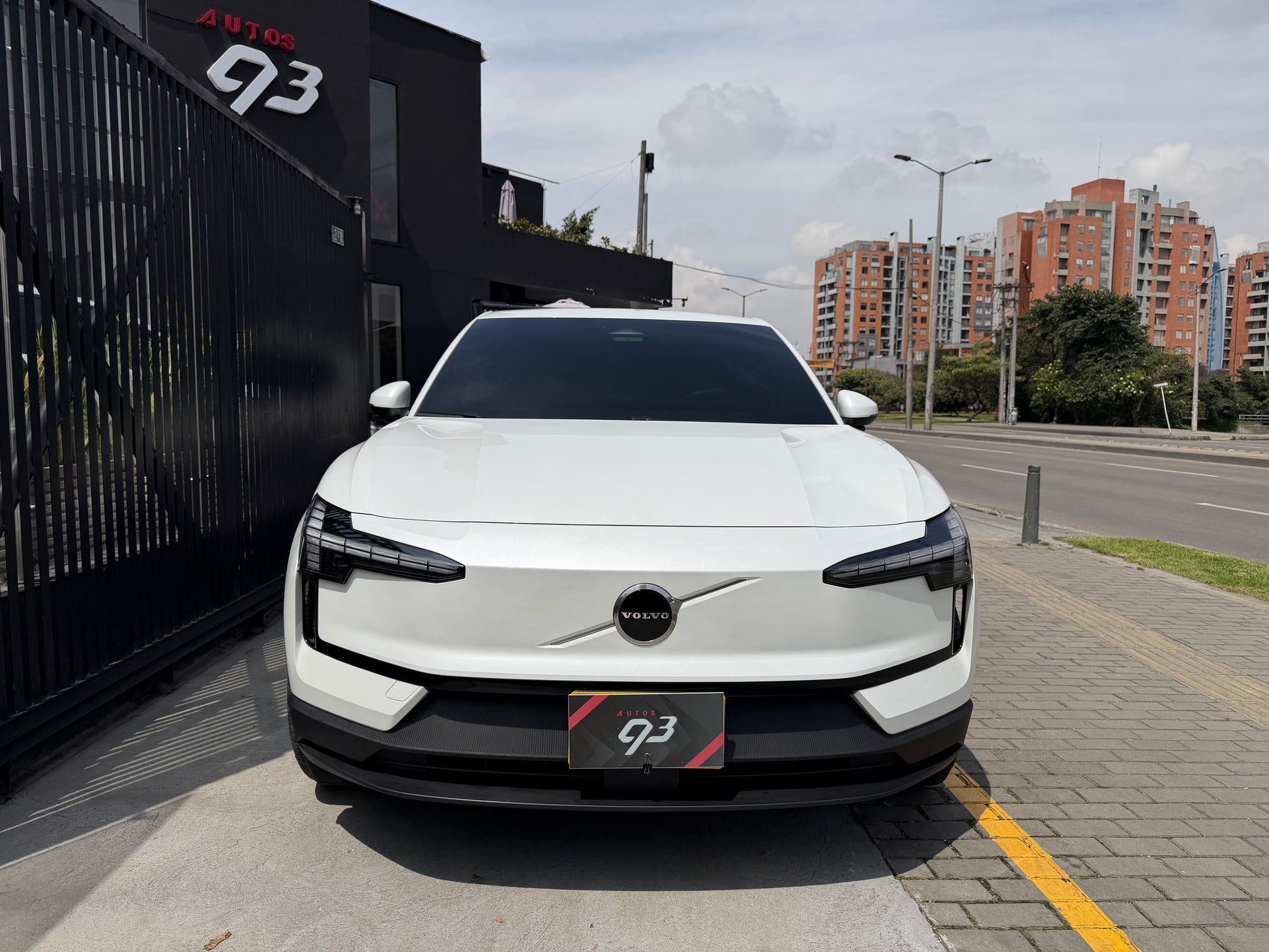 Volvo EX-30 Core RWD Modelo 2025 - Autos 93