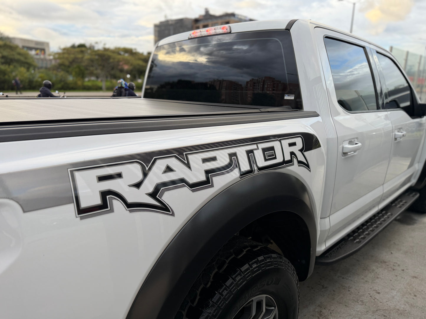 Ford F-150 Raptor Doble Cabina Modelo 2018