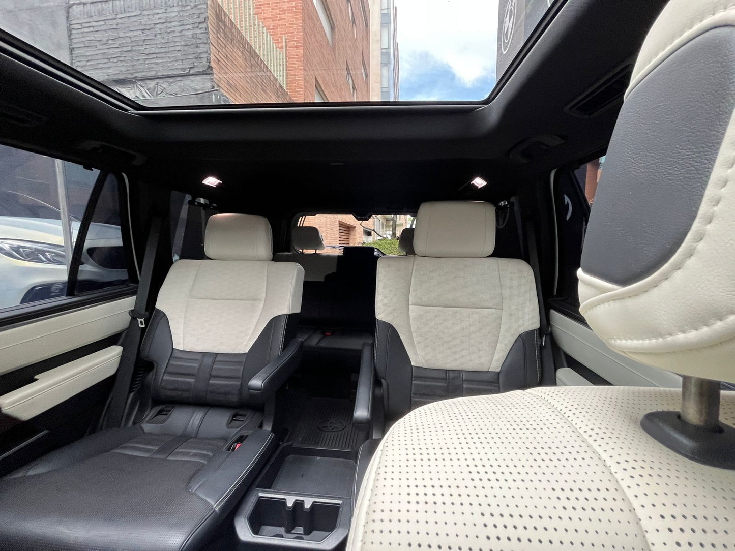 Toyota Sequoia Capstone Modelo 2024 - Autos 93