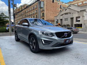 Volvo XC60 T6 R-Design Blindada Modelo 2016