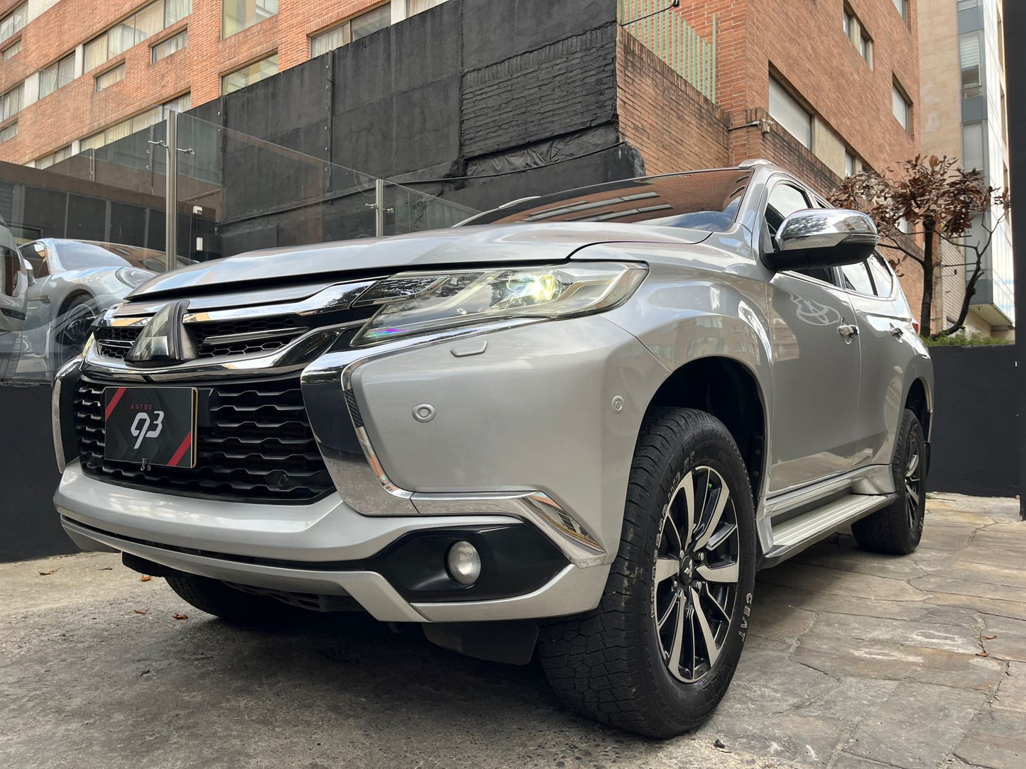 Mitsubishi Montero Modelo 2020