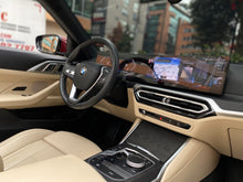 Cargar imagen en el visor de la galería, BMW 420I Cabriolet Modelo 2024
