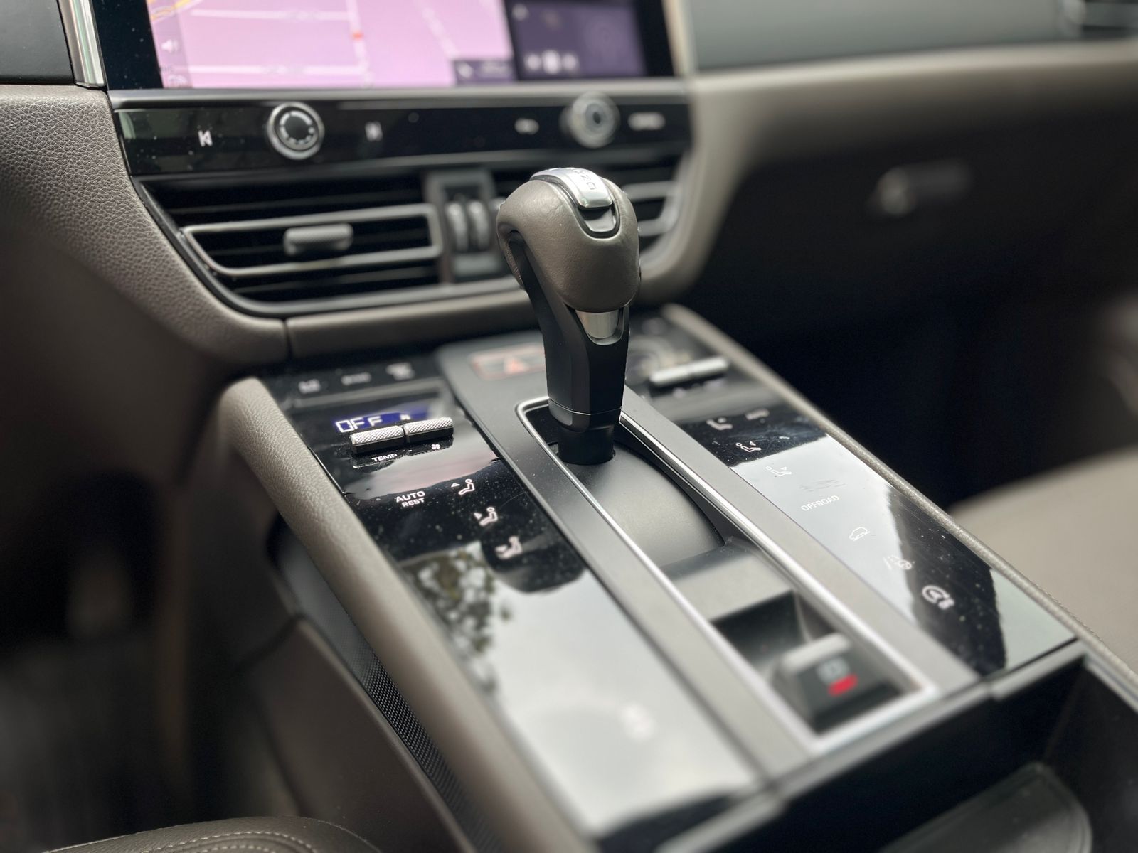 Porsche Macan Modelo 2023 - Autos 93