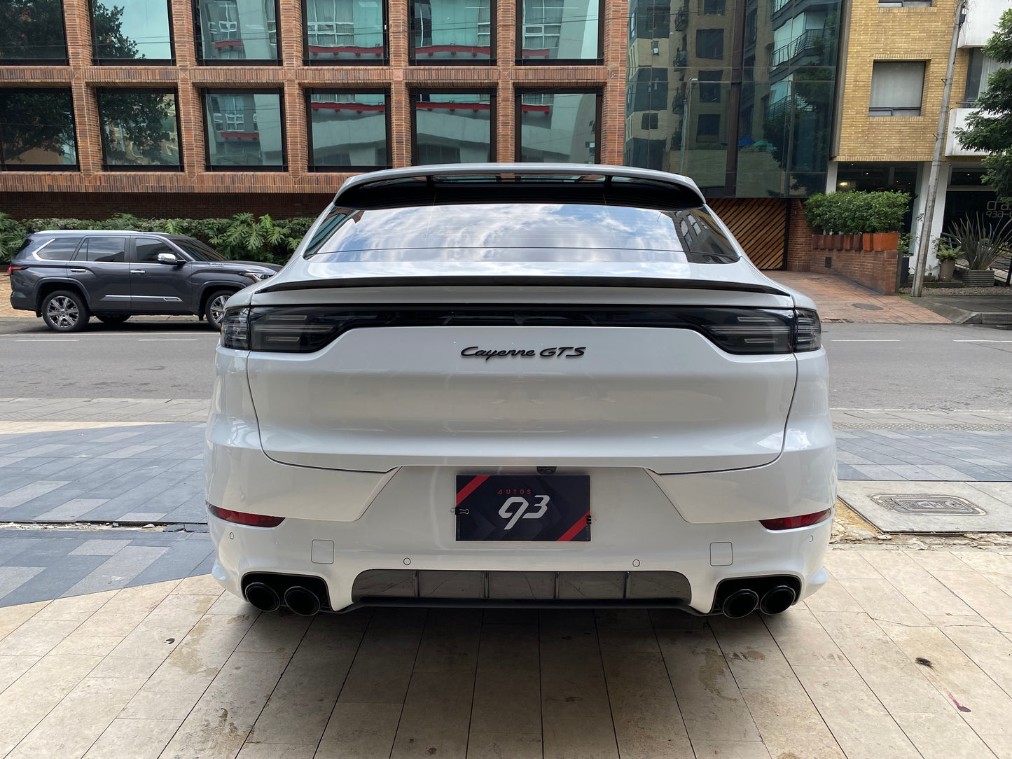 Porsche Cayenne GTS Coupé Modelo 2022 - Autos 93