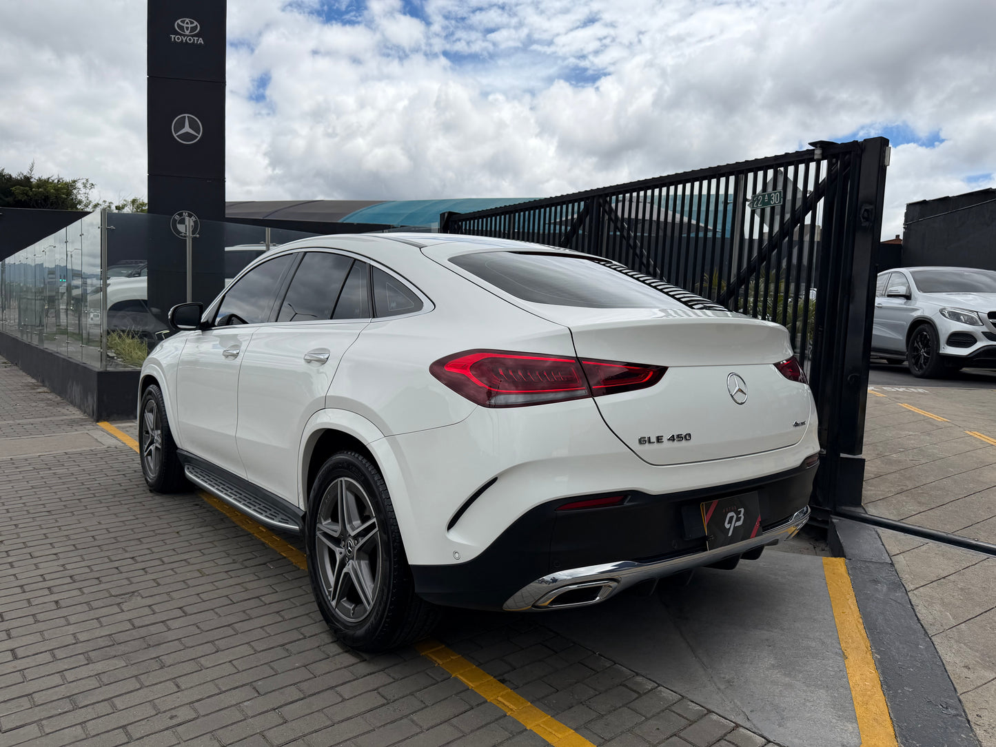 Mercedes Benz GLE 450 Coupé Modelo 2023 - Autos 93