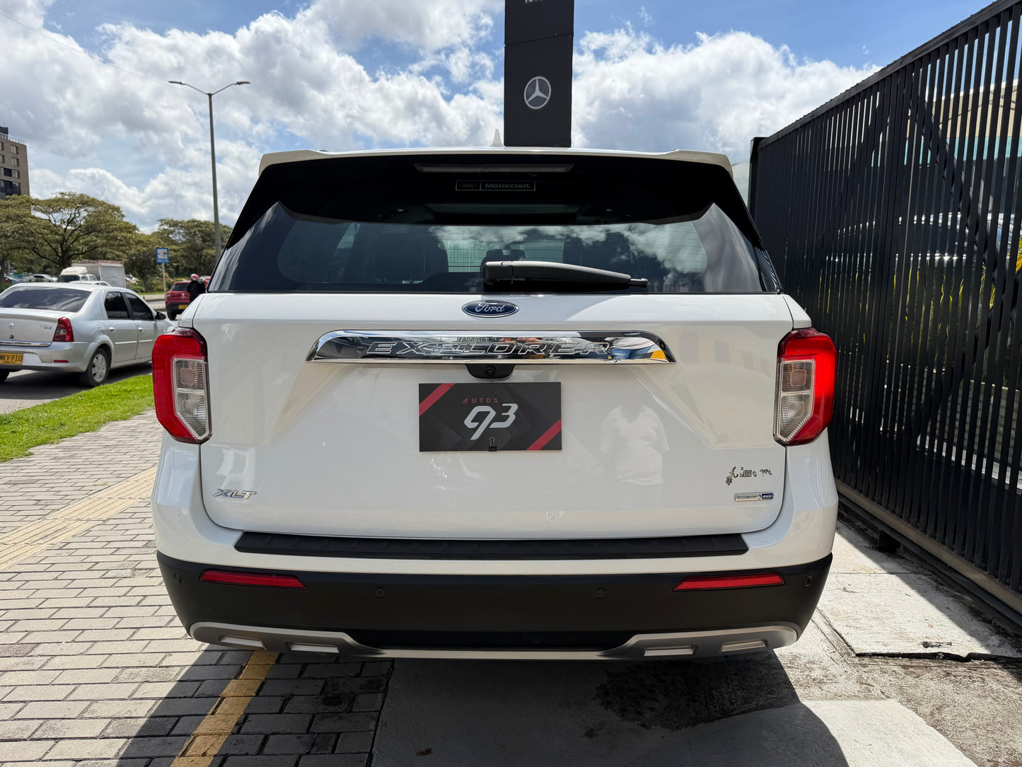 Ford Explorer XLT Modelo 2022 - Autos 93
