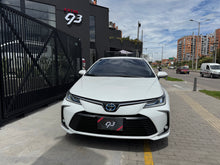 Cargar imagen en el visor de la galería, Toyota Corolla XEI Híbrido Modelo 2023
