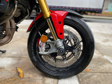 Cargar imagen en el visor de la galería, Ducati Multistrada V4 Modelo 2023
