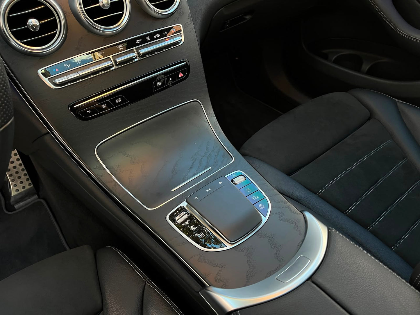 Mercedes-Benz GLC 300e 4MATIC Modelo 2023