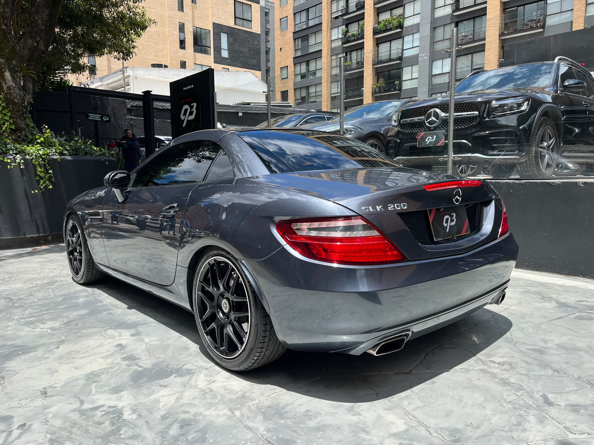 Mercedes-Benz SLK 200 Convertible Modelo 2015